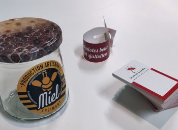 Étiquettes et supports personnalisés